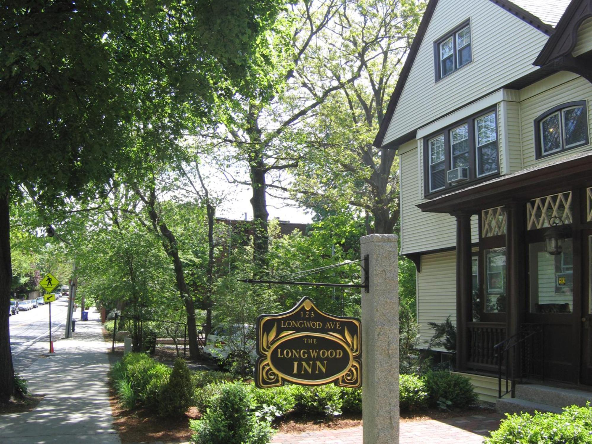 Longwood Inn Brookline Exterior photo